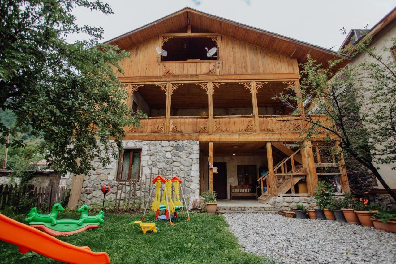 Larda Hotel Mestia Exterior photo